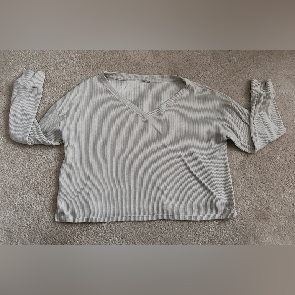 Hollister Easy Cozy Ribbed Long-Sleeve Top Cream Small